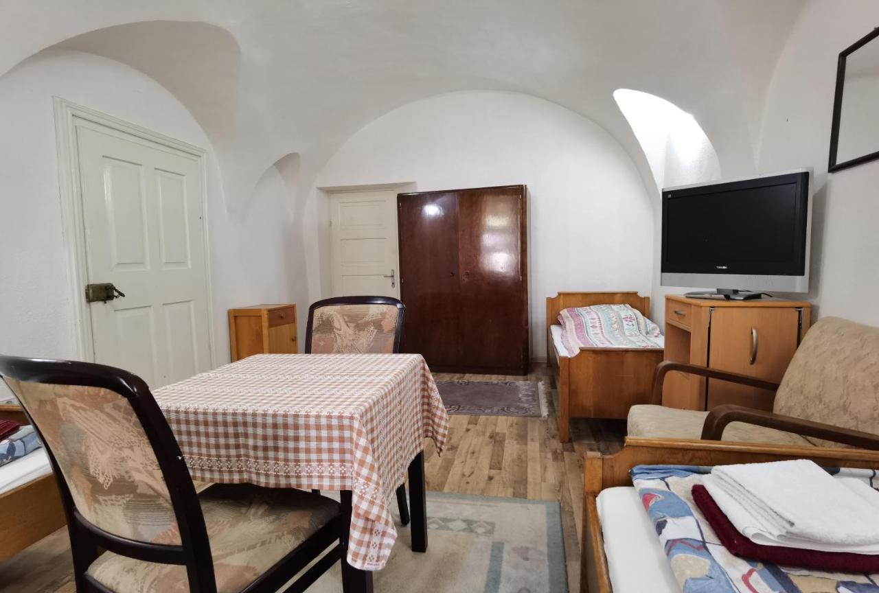 Gaestehaus Fogarasch Făgăraş Kültér fotó